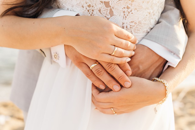 snubní prsteny novomanželů